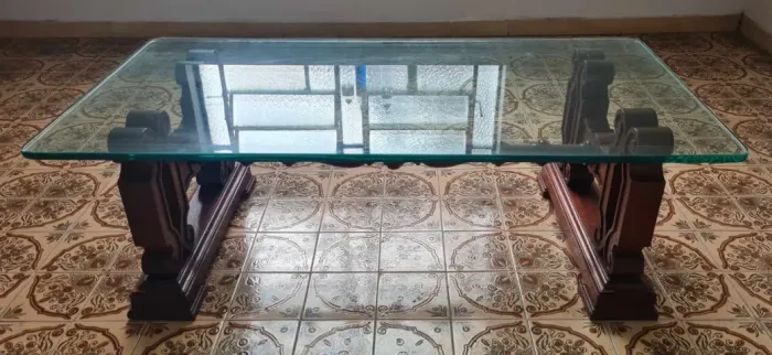 Mesa de Centro com Tampo de Vidro Lapidado 15mm x 1,20m x 60cm em Madeira Cerejeira Maciça