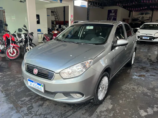 Fiat Grand Siena Essence 1.6 Flex 16V 2017