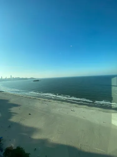 SUPER LUXO FRENTE MAR 4suítes, 5 bwc, 3 vg, finamente mobiliado, decorado e equipado, pron