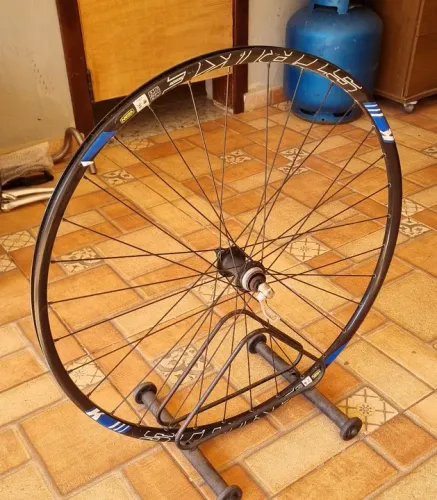 Roda dianteira aro 29 Shimano/VZAN STRIKE