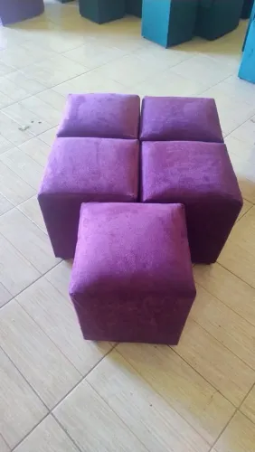 Puffs Decorativos no suede e corino