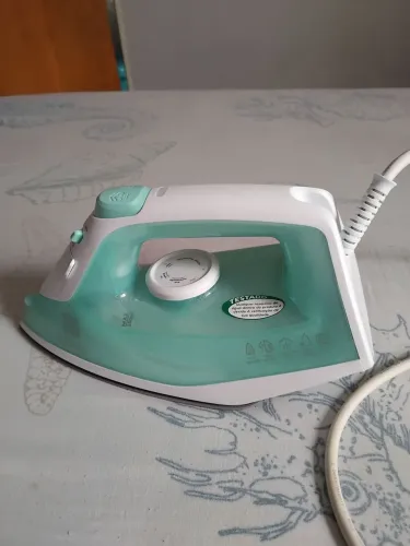 Ferro Eletolux seco e vapor só 70 reais
