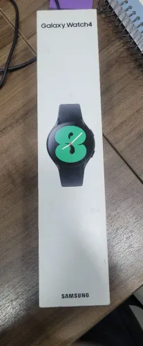 Galaxy Watch 4 44mm Preto - com caixa + carregador original - excelente estado