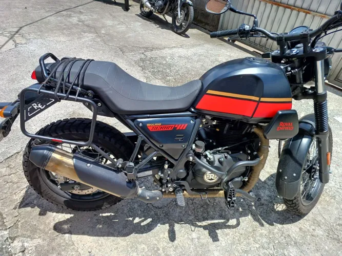 Vende-se scram411 em perfeito estado 