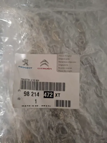 Moldura suporte do farol esquerdo C4Cactus *XT