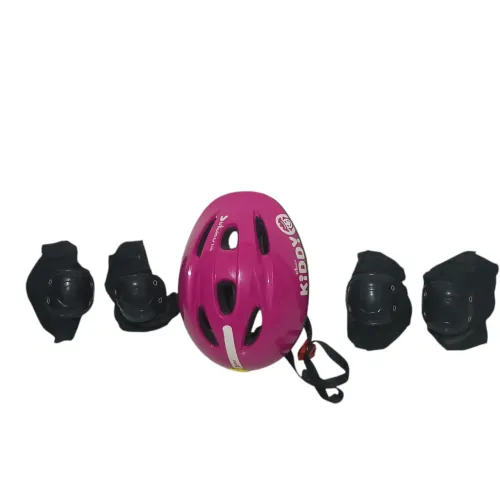 Kit de proteção infantil (capacete e joelheiras)