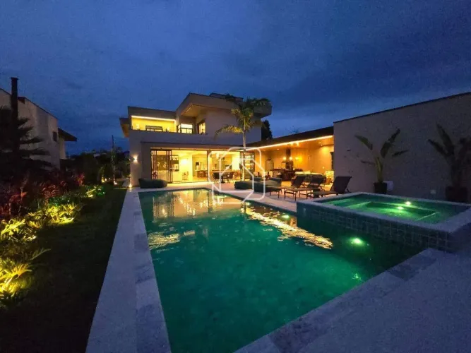 Casa de Condomínio em Cabreúva à venda Portal do Japy Golf Clube - SP | 6 quartos Área tot