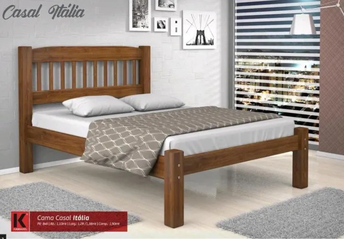 Cama de casal em madeira