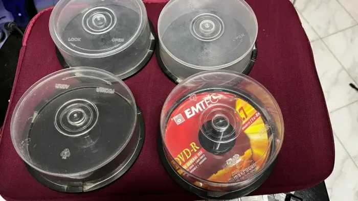 Kit 4 Potes para Mídias CD DVD e Blu-ray tubo vazio para armazenar