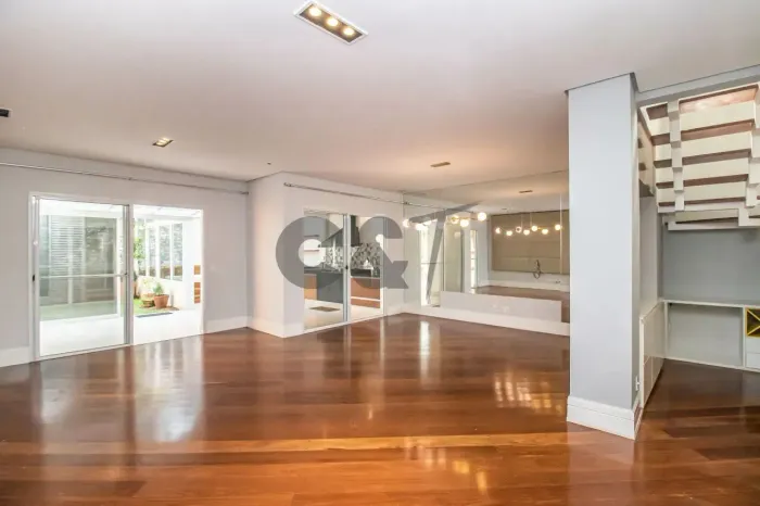 Casa de Condomínio com 3 Dormitórios (Suítes) à Venda e Aluga na Chácara Monte Alegre - Sã