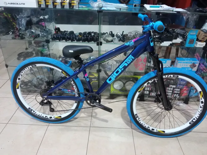 Bicicleta/ Bike Gios 4trix Freio hidráulico Shimano/Vmax