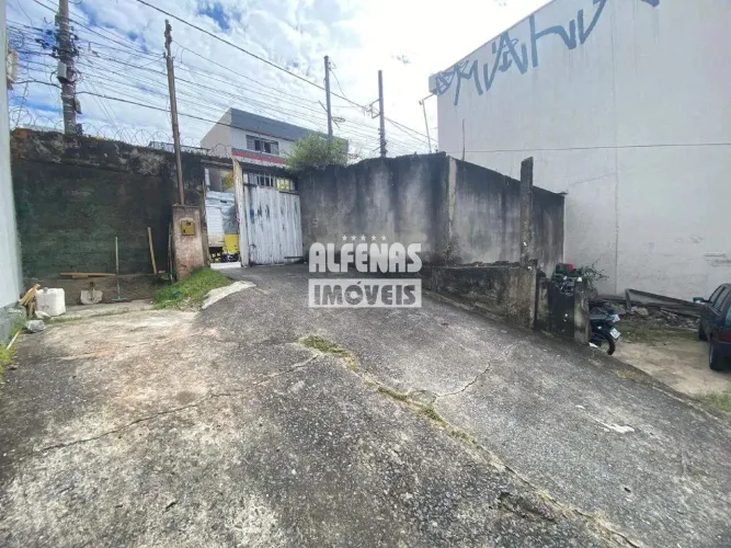 Lote à venda no Bairro Eldorado