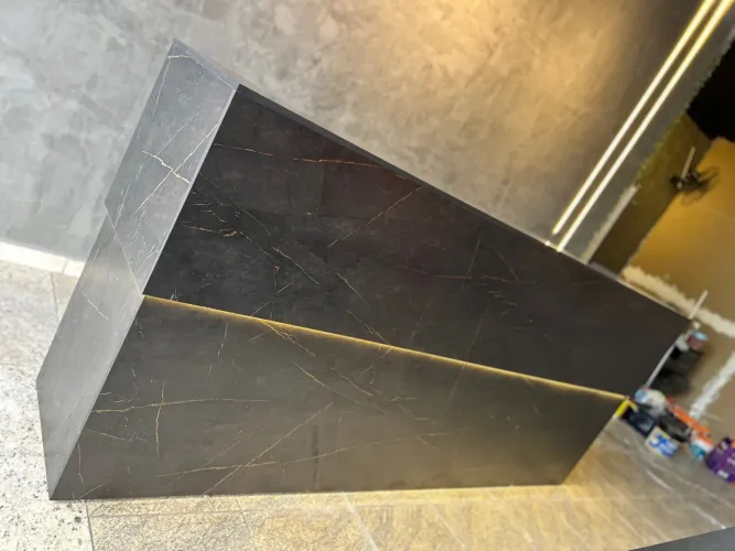 Balcão para recepção todo em MDF 