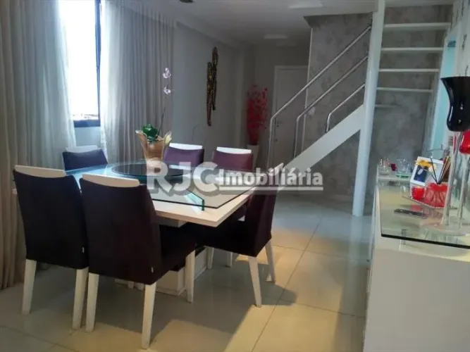 Apartamento de 420 metros quadrados no bairro Grajaú com 5 quartos