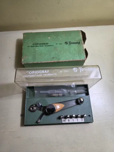 Aranha italiana para desenho técnico n. 752 TECNOSTYL