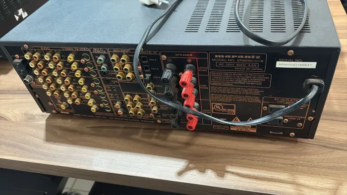 Receiver Marantz com controle remoto