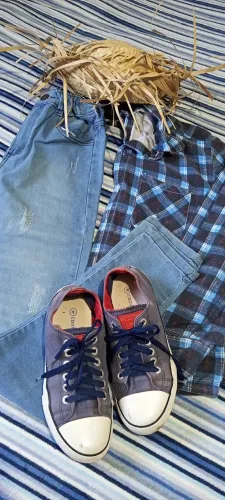 Calça e camisa xadrez festa junina P, e chapéu de palha