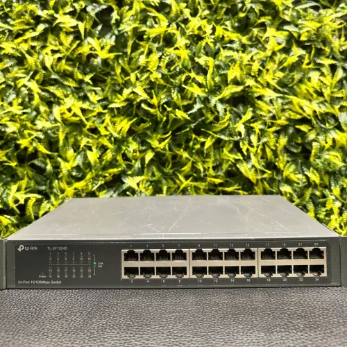 Switch TP-Link 24 Portas TL-SF1024D - Seminovo