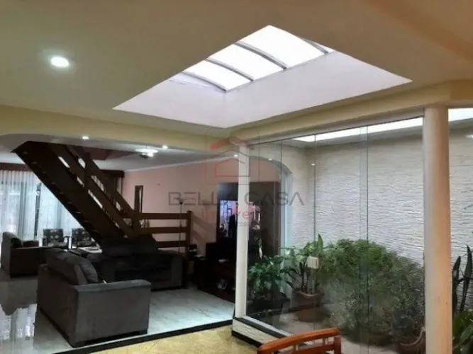 Sobrado 3 Quartos Agua Rasa 250m²