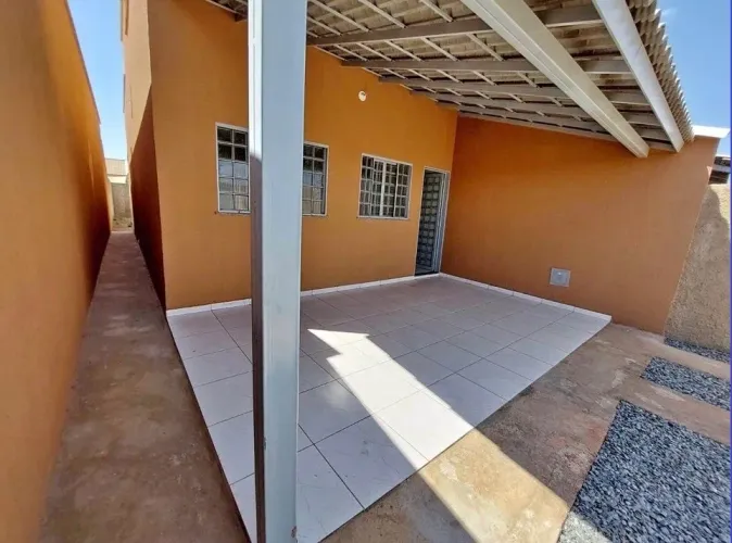 ALUGA-SE CASA EM LUZIÂNIA - disponível 20 de Dezembro. 