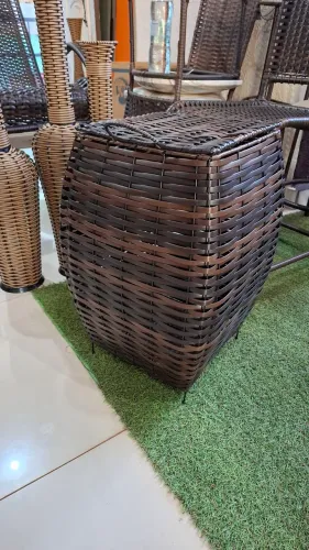 Cesto de roupas de Junco