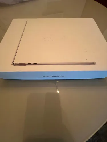MacBook Air M4 novo sem uso
