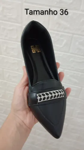 Sapatilhas novas 2 pares por 99