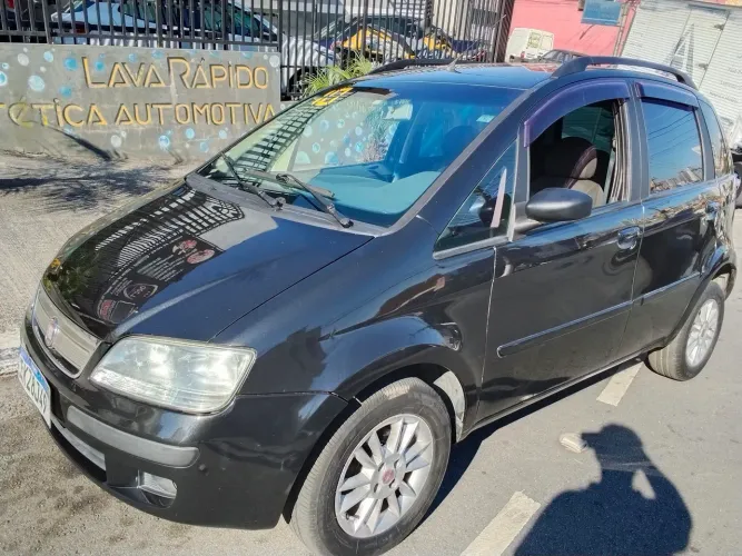 Fiat Idea ELX 1.8 MPI Flex 8V 5P 2010