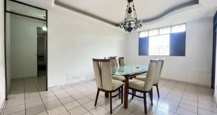 Vendo casa na Granja Portugal