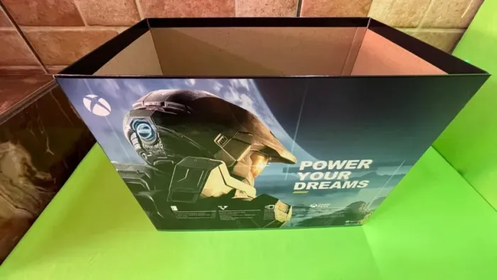 Caixa Luva XBox Series X Edição Halo Infinite