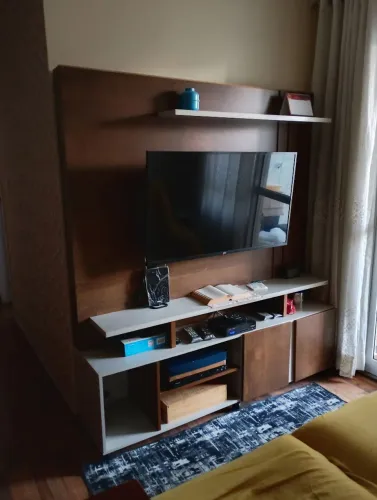 Estante Home