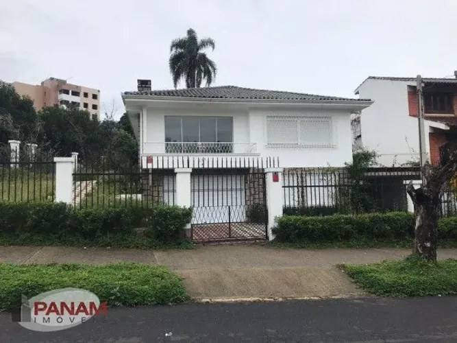 Casa Comercial 450m², no Bairro Cristo Redentor