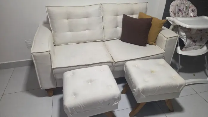 SOFÁ OFF WHITE - OPORTUNIDADE