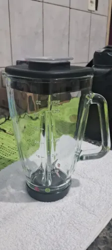 Copo de liquidificador de vidro R$ 70,00