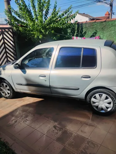 Renault Clio Authentique Hi-flex 1.0 16V 5P 2008