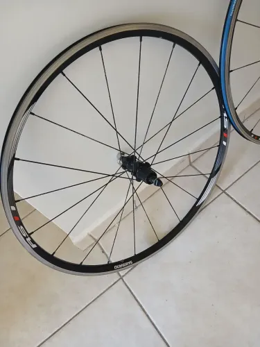 Rodas shimano RS500 speed em alumínio