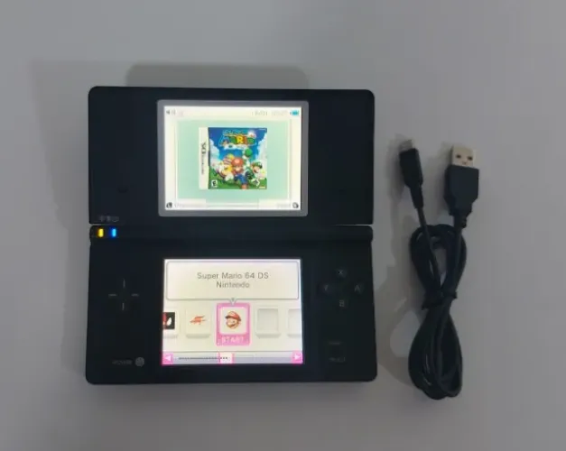 Nintendo DSI Desbloqueado, Funcionando, com detalhes