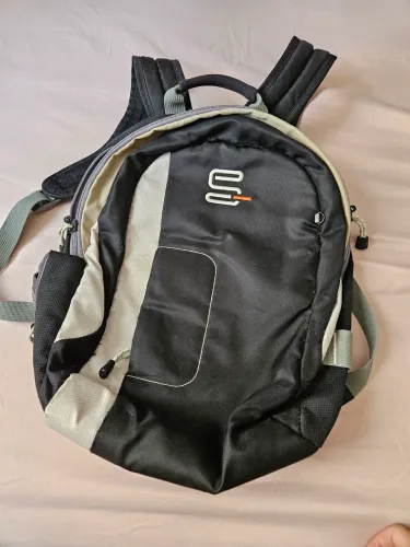 Mochila preta para notebook 