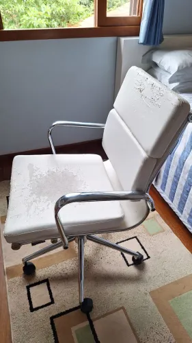 Vendo cadeira de escritório