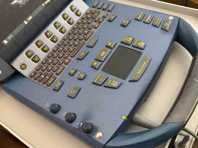 Ecocardiograma transtoracico Sonosite com sonda setorial