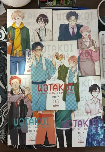 Mangás Wotakoi Edições 6,7,8 10 e 11 semi novos!