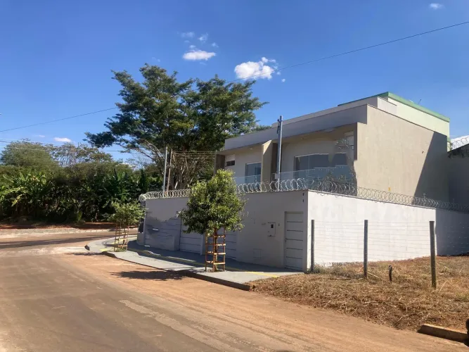 SOBRADOS NOVOS À VENDA DE 86,62 m² NO RECANTO DO BOSQUE