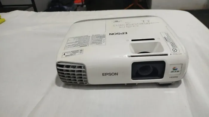 Projetor Epson Powerlite S17