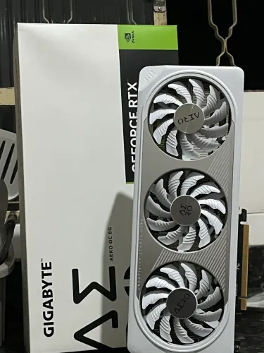 RTX 4060 AERO 
