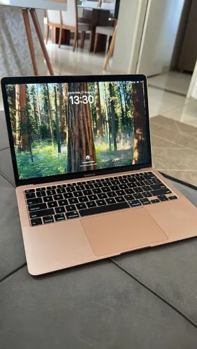 MacBook air 2020