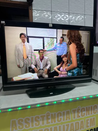 TV AOC 32 polegadas