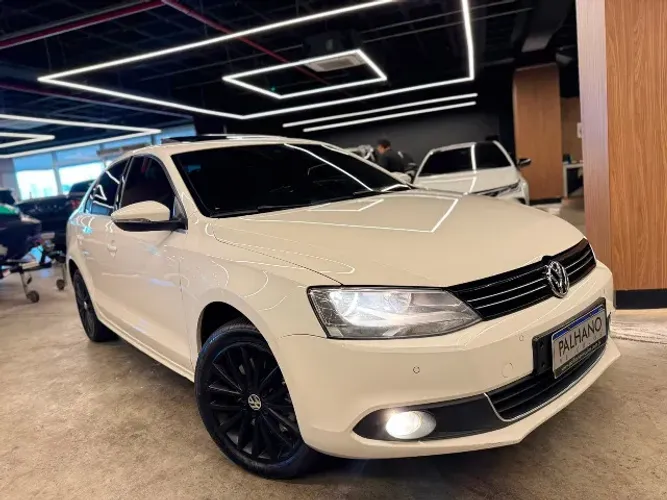Volkswagen Jetta Highline 2.0 TSI 16V 4P Tiptronic 2013