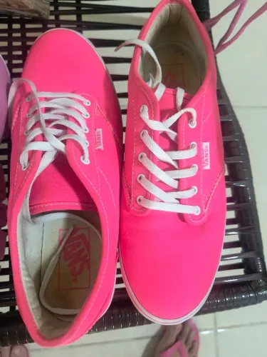 Tênis rosa vans