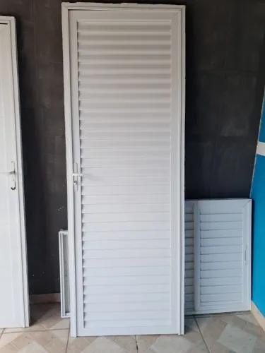 Porta palheta alumínio branco 210 X 80