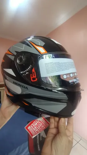 Capacete Novo. Honda Nunca usado TAM 60